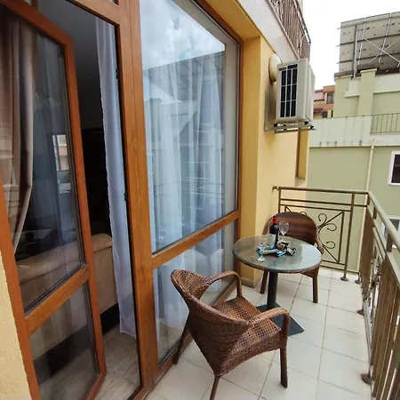 Family Apartament Siana 1-bastet Bs * Свети Влас